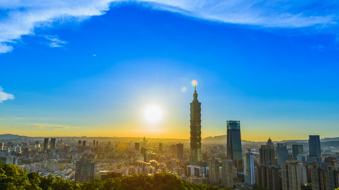 Sunset in Taipei City, Taipei 101 building in the background